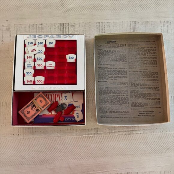 Vintage 1972 Milton Bradley Play the Jeopardy Game! Ninth Edition #4457 - Picture 2 of 11